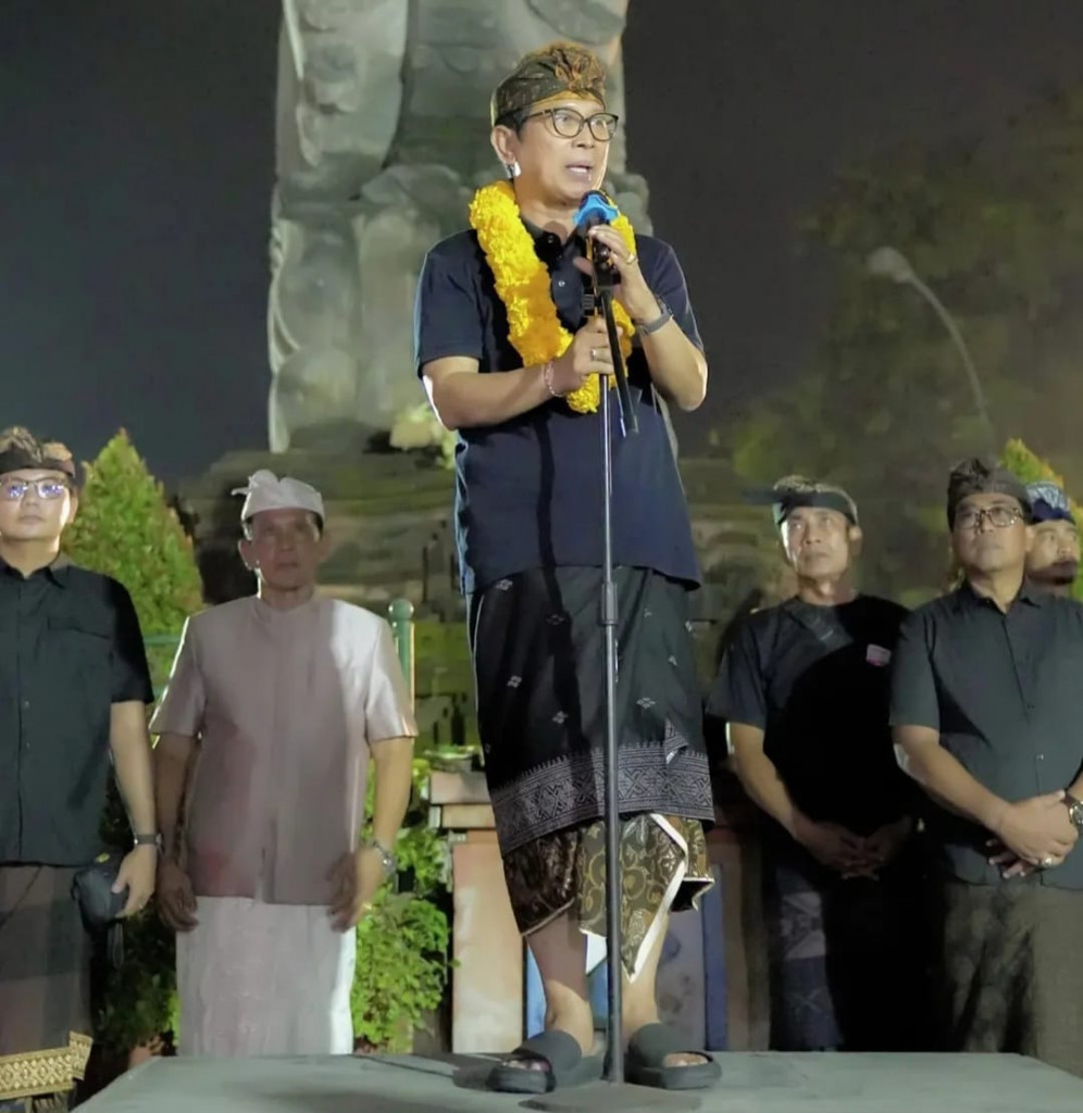Malam Pengerupukan di Kerobokan Kaja, Tiga Titik Parade Ogoh-Ogoh Meriahkan Perayaan